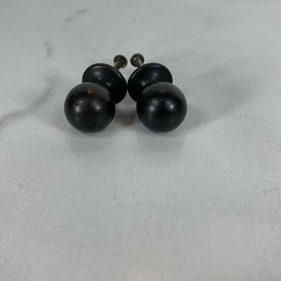 Set 2 Heavy Bronze Drawer Pulls 1.5" x 1" Knobs - Picture 2 of 3